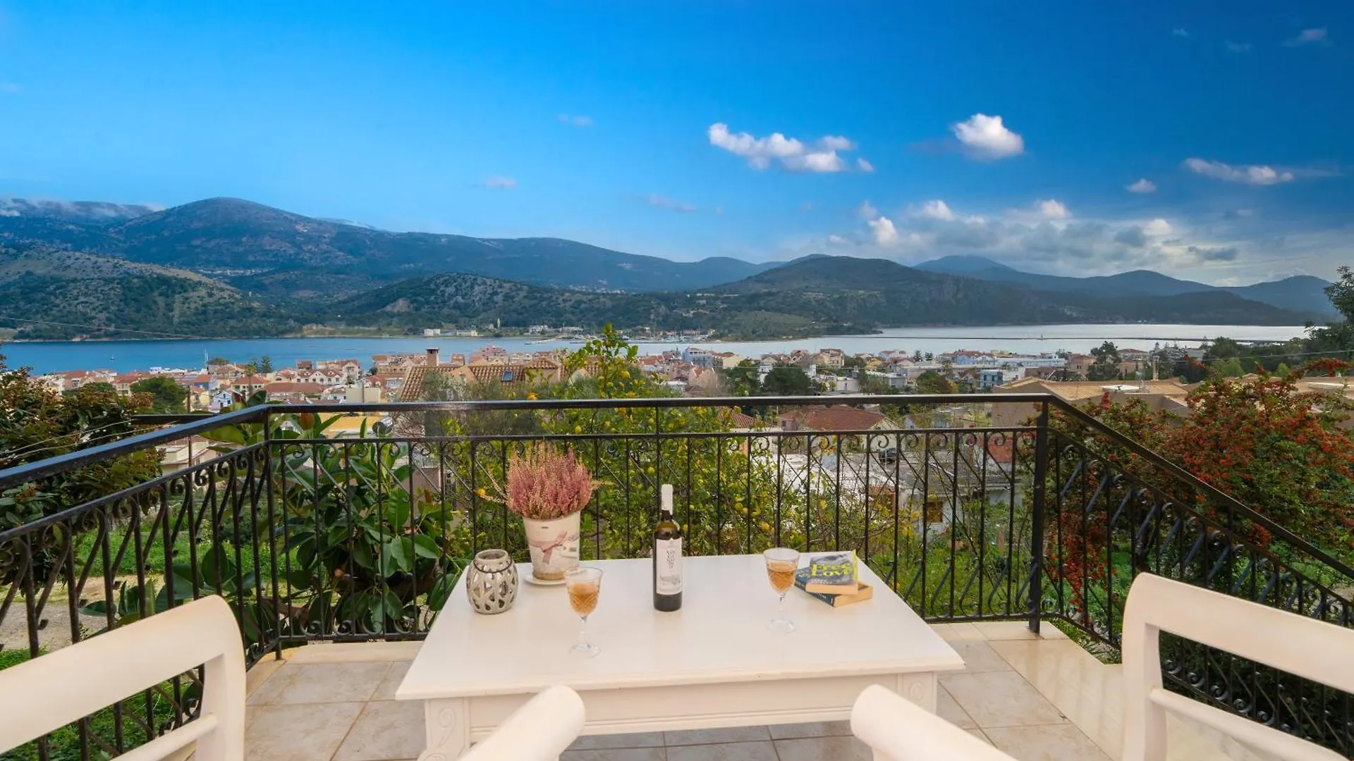 Aphrodite Superb Sea View Apartment Argostoli  0*, Argostoli (Kefalonia)